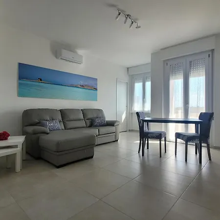 Intero Con Parcheggio Gratuito Apartamento *