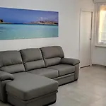 Intero Con Parcheggio Gratuito Porto Torres