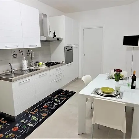 Apartament Intero Con Parcheggio Gratuito