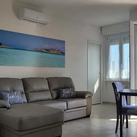 Intero Con Parcheggio Gratuito Porto Torres