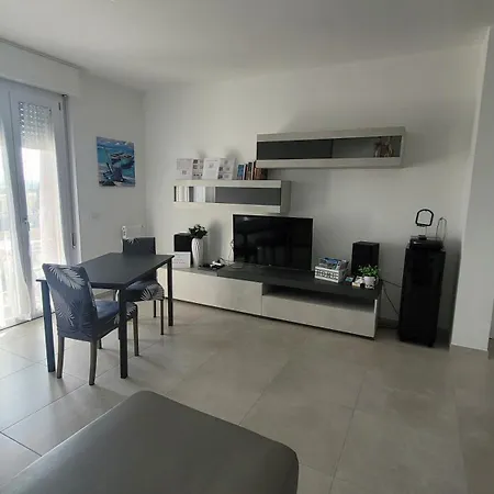 Intero Con Parcheggio Gratuito Porto Torres