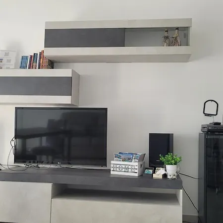 Intero Con Parcheggio Gratuito Apartament